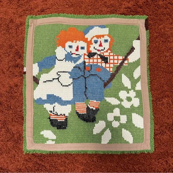 Raggedy Ann and Andy Latch Hook
